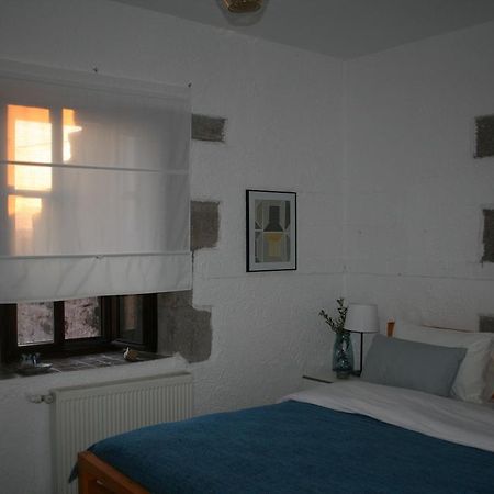 Assos Bohemian Hotel מראה חיצוני תמונה