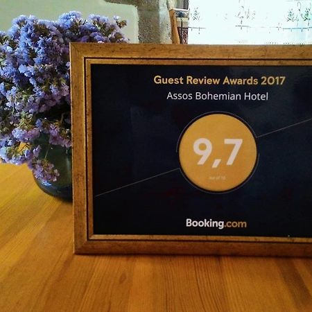 Assos Bohemian Hotel מראה חיצוני תמונה